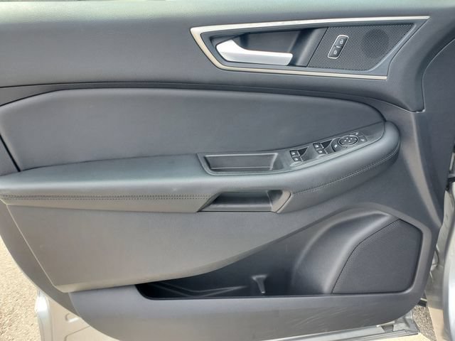 Used 2021 Ford Edge SEL w/ Convenience Package AWD/4WD image 10