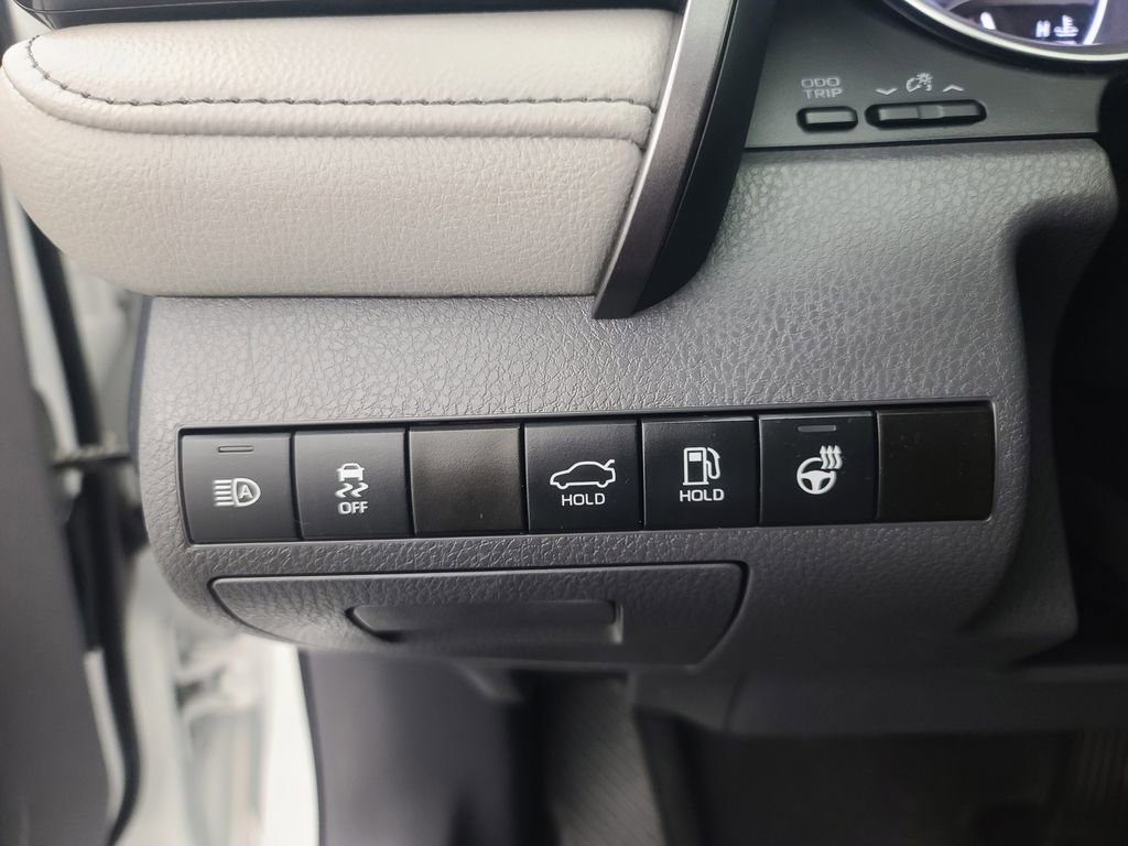 Used 2024 Toyota Camry XLE w/ Cold Weather Package image 27