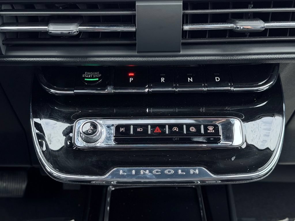 Used 2026 Lincoln Corsair Premiere AWD/4WD image 37