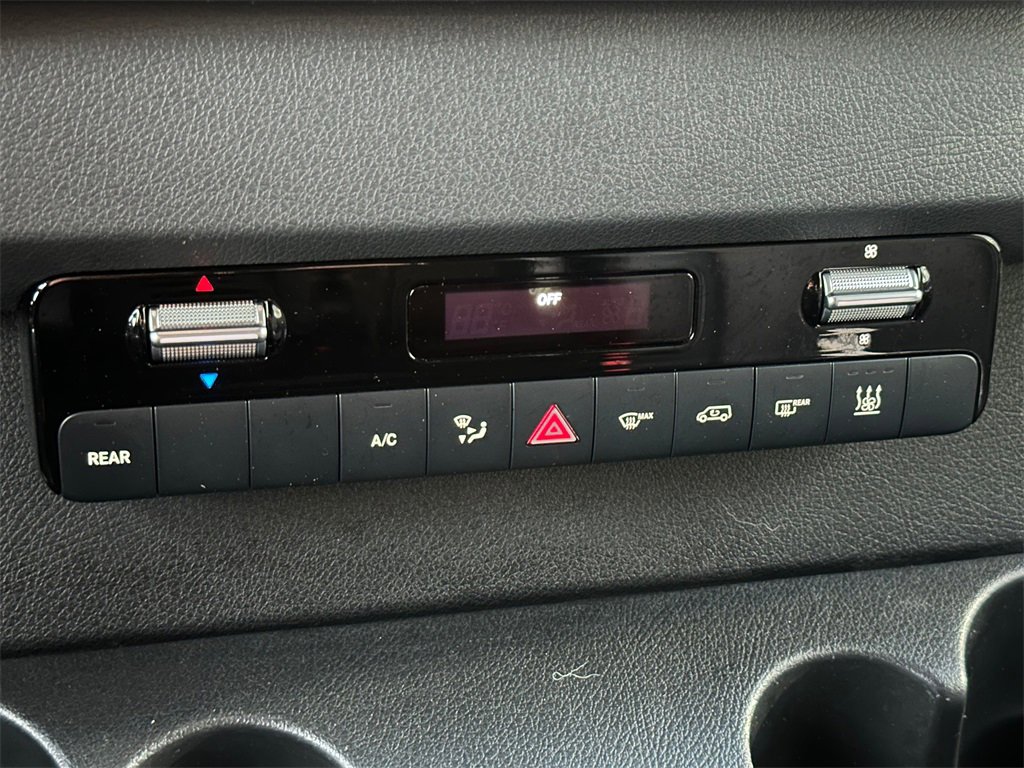 Used 2019 Mercedes-Benz Sprinter 2500 image 28