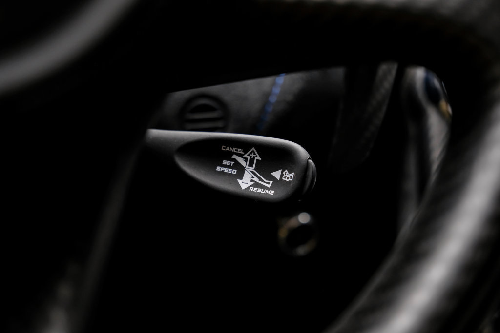 Used 2021 McLaren 765LT RWD image 19