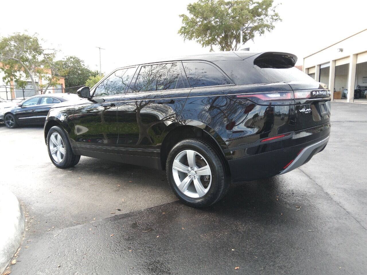 Used 2018 Land Rover Range Rover Velar S AWD/4WD image 7