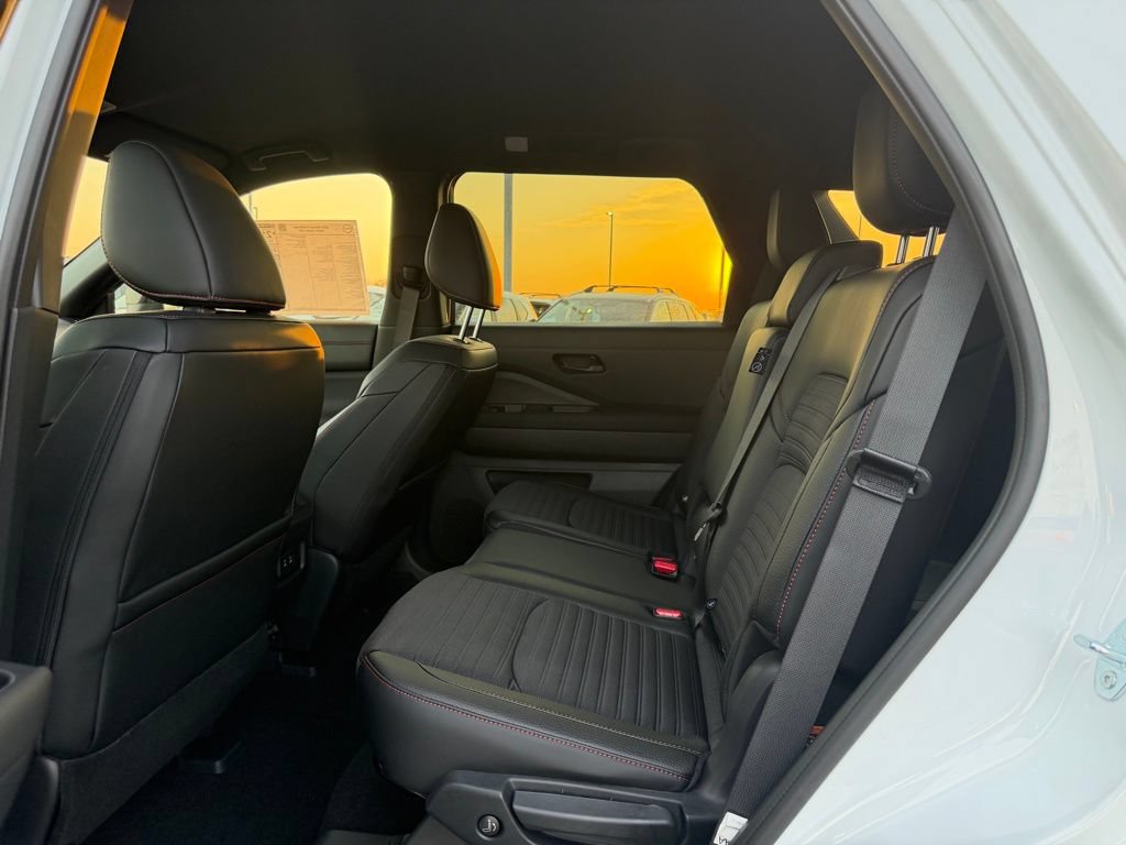 New 2026 Nissan Pathfinder Rock Creek AWD/4WD image 14