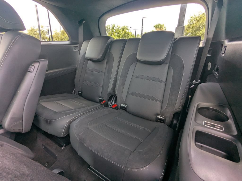 Certified 2024 Mercedes-Benz GLS 63 AMG 4MATIC image 32