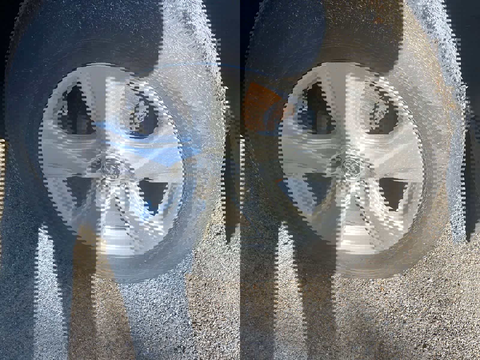 Used 2021 Toyota RAV4 XLE w/ XLE Grade Weather Package image 22