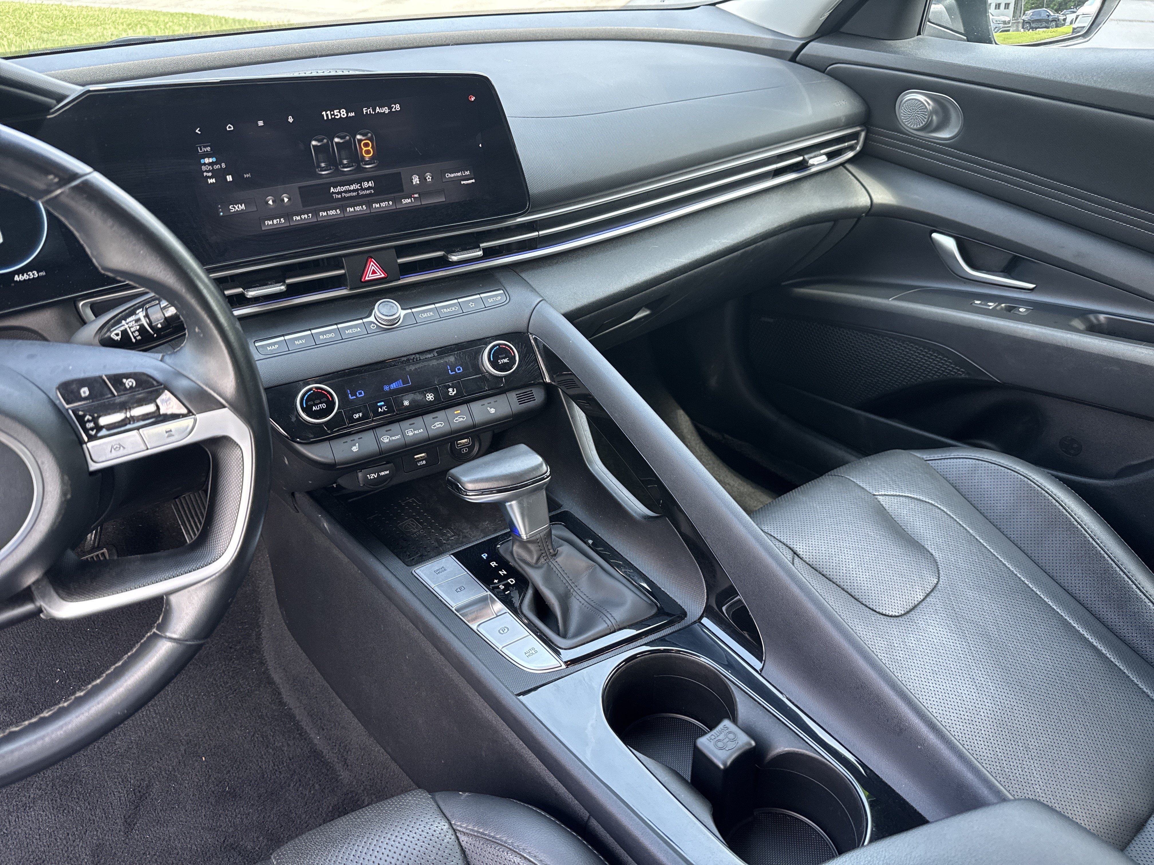 Used 2023 Hyundai Elantra Limited FWD image 23