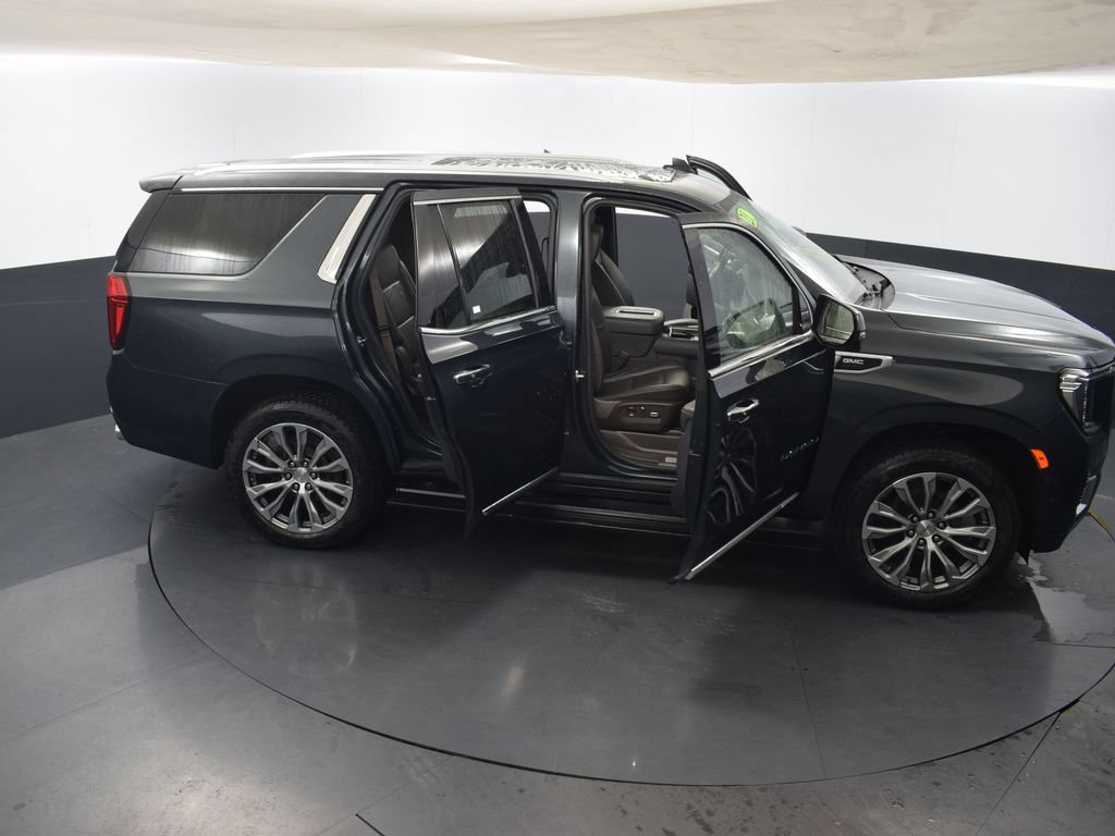Used 2021 GMC Yukon Denali w/ Denali Ultimate Package AWD/4WD image 55
