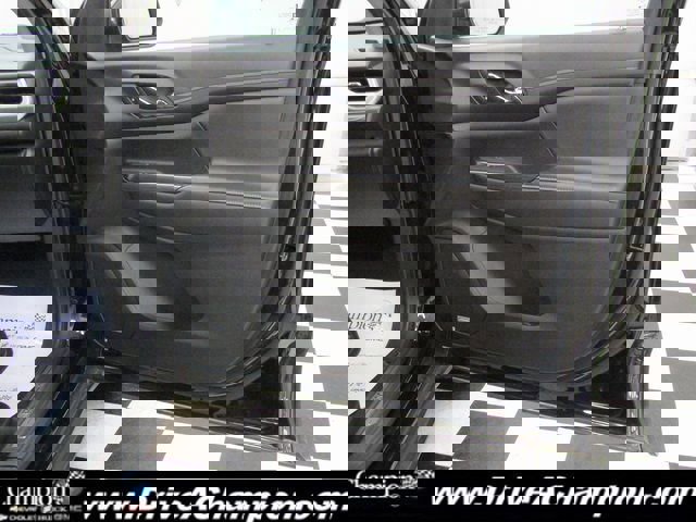 Used 2022 GMC Acadia SLT w/ Technology Package image 51