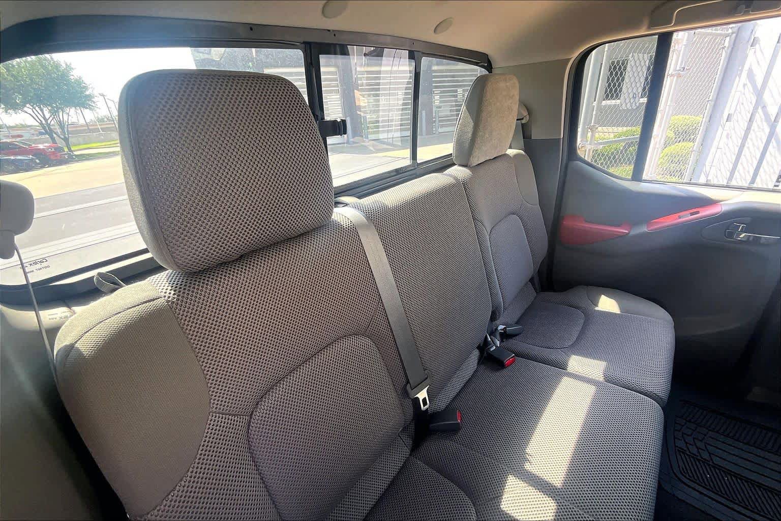 Used 2017 Nissan Frontier SV w/ SV Value Truck Package RWD image 20