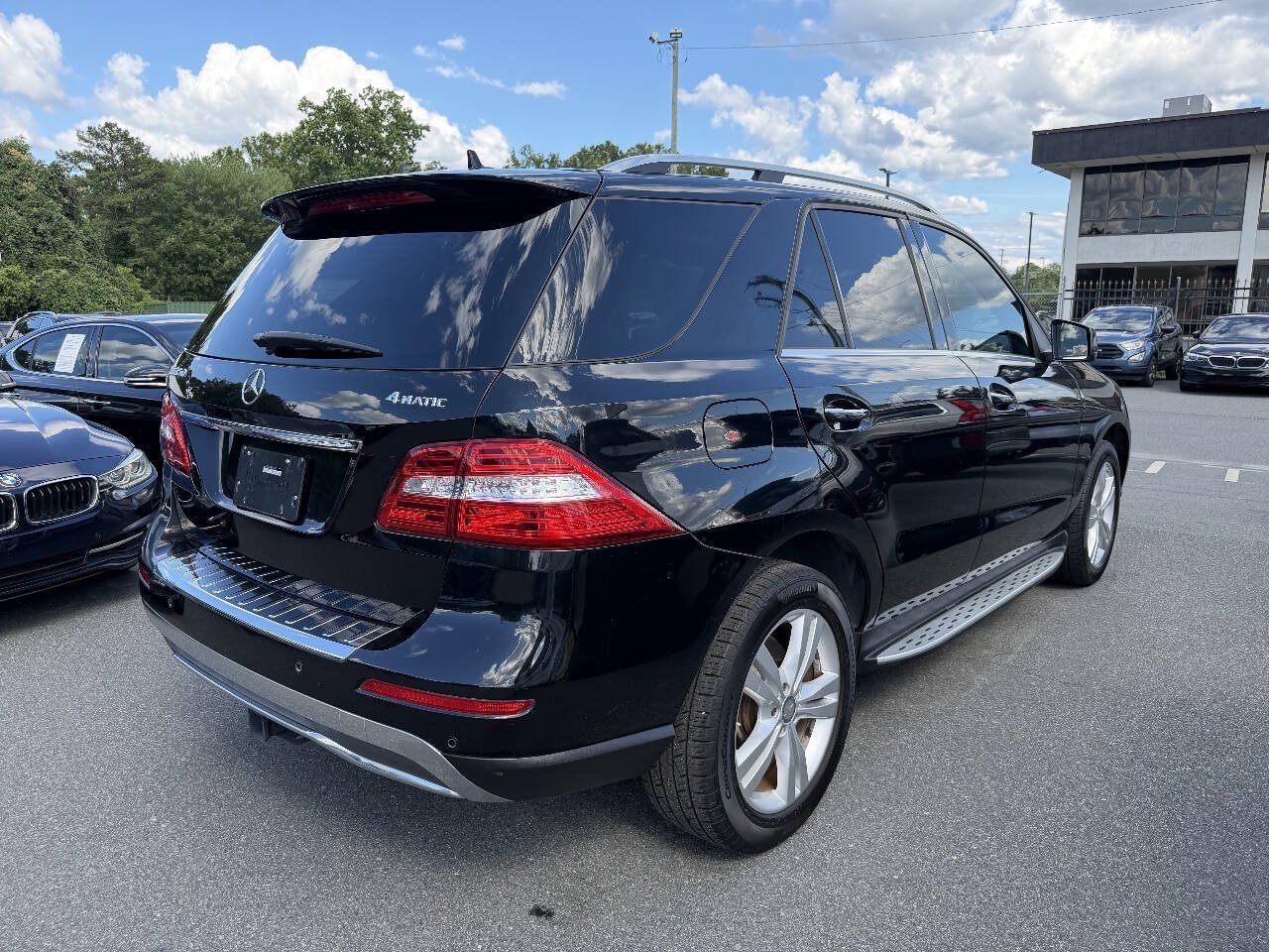 Used 2015 Mercedes-Benz ML 350 4MATIC image 4