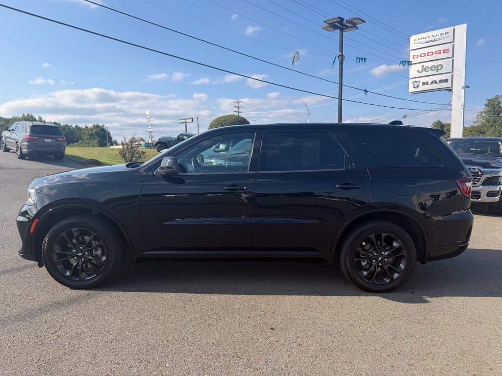 Used 2025 Dodge Durango GT AWD/4WD image 8