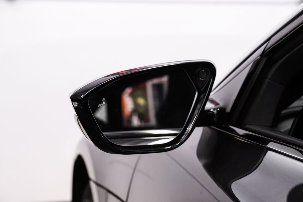 Used 2024 Lucid Air Touring image 41