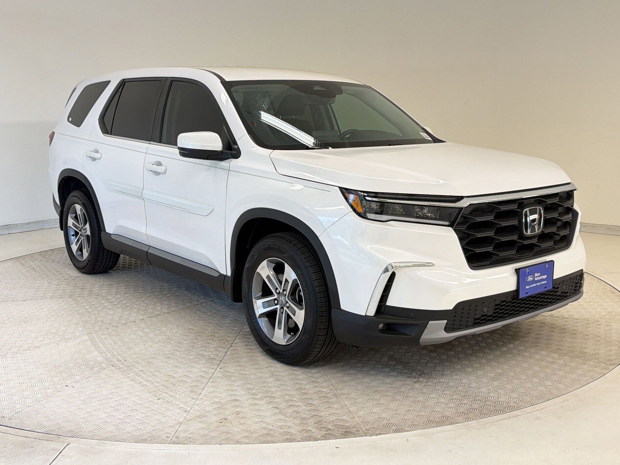 Used 2023 Honda Pilot EX-L image 7