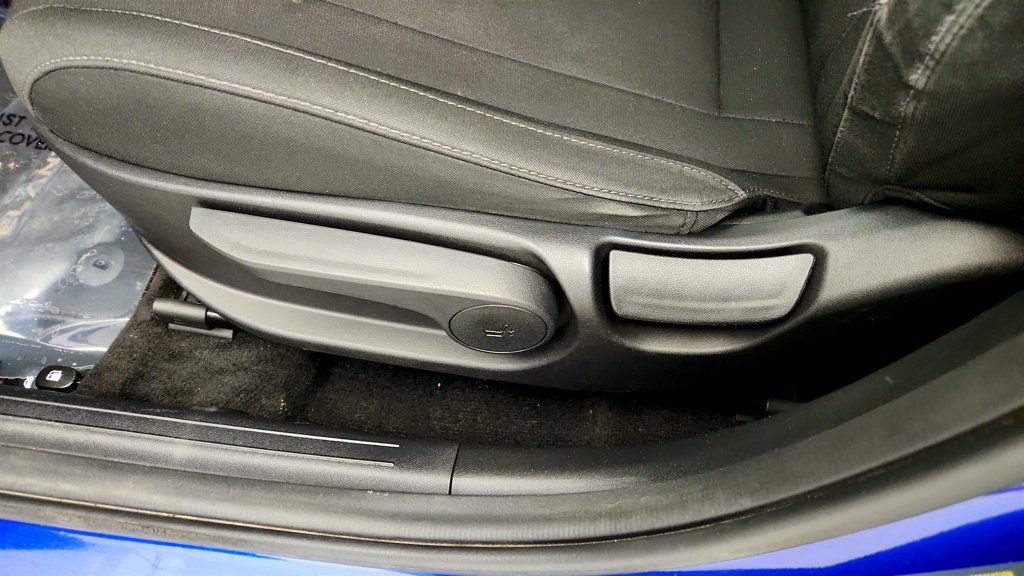Used 2022 Hyundai Elantra SEL w/ Convenience Package FWD image 11