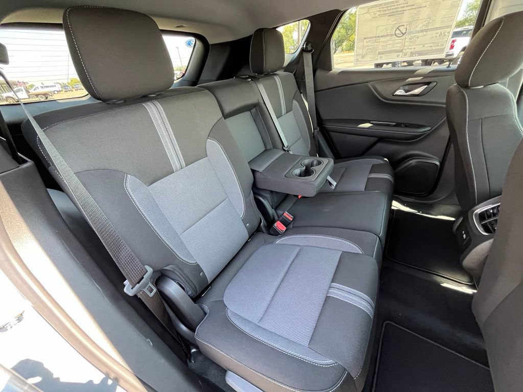 New 2026 Chevrolet Blazer LT w/ Convenience Package AWD/4WD image 17