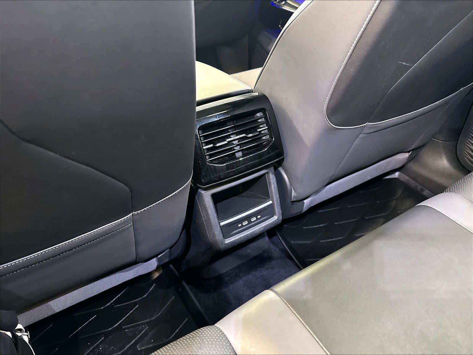 Used 2023 Volkswagen ID.4 Pro S RWD image 13
