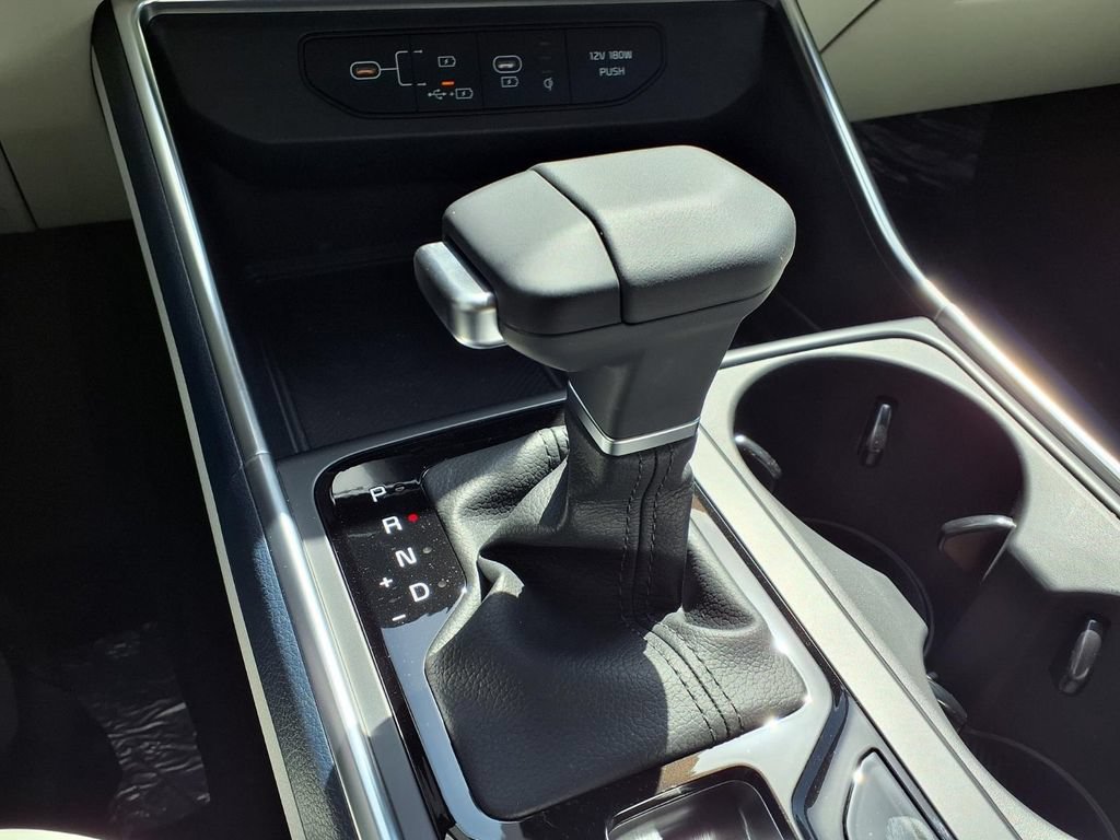 New 2026 Kia Carnival SX Prestige FWD image 7