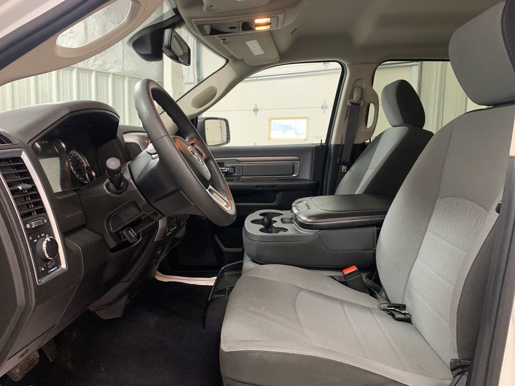 Used 2023 RAM 1500 Classic SLT w/ Electronics Group image 4