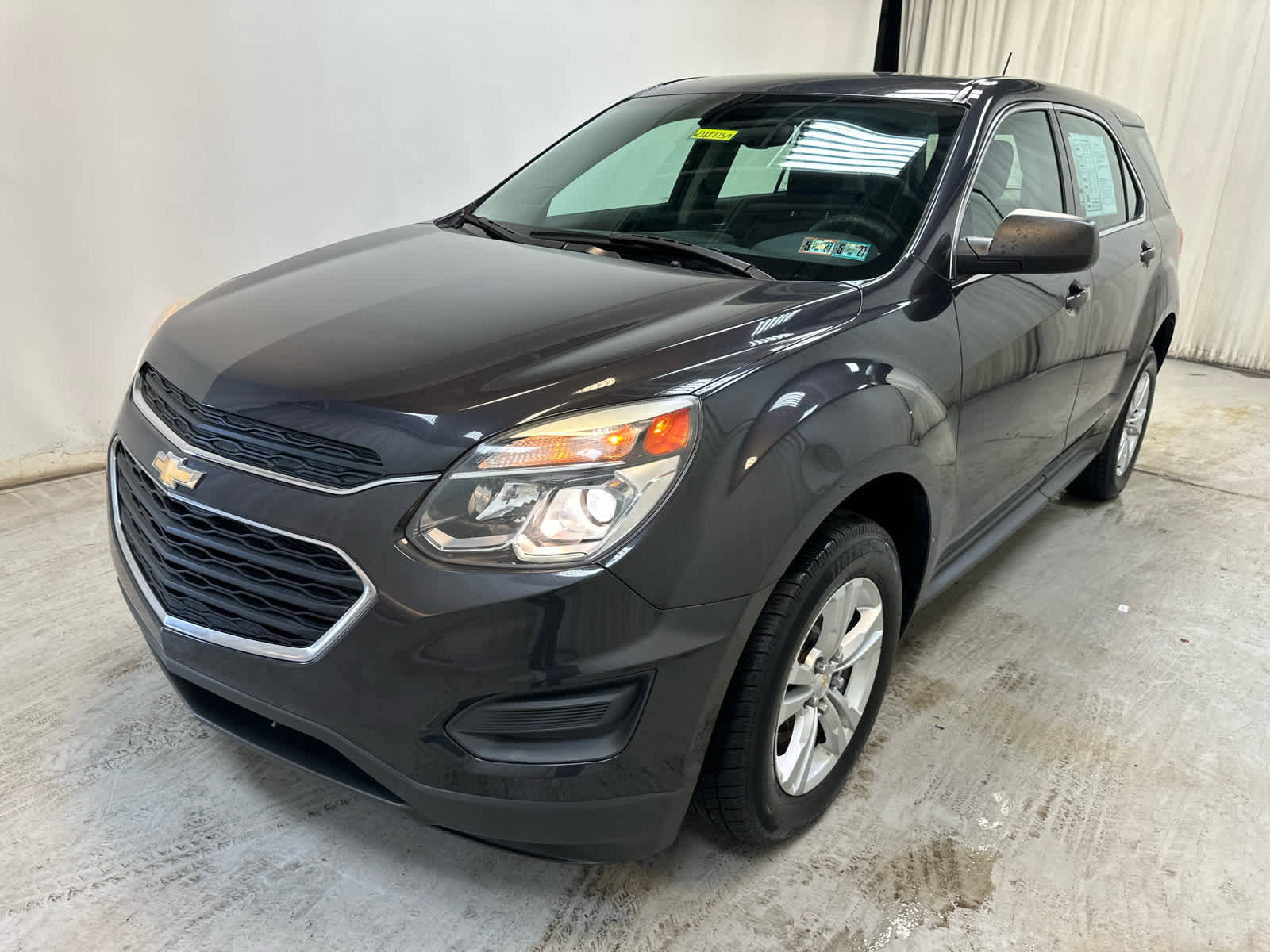 Used 2016 Chevrolet Equinox LS AWD/4WD image 4