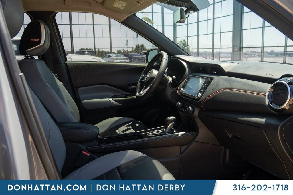 Used 2023 Nissan Kicks SR w/ SR Premium Package FWD image 25