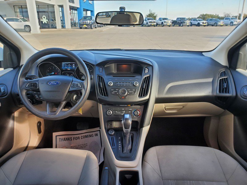 Used 2016 Ford Focus SE FWD image 21