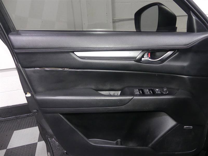 Used 2019 MAZDA CX-5 Touring image 18