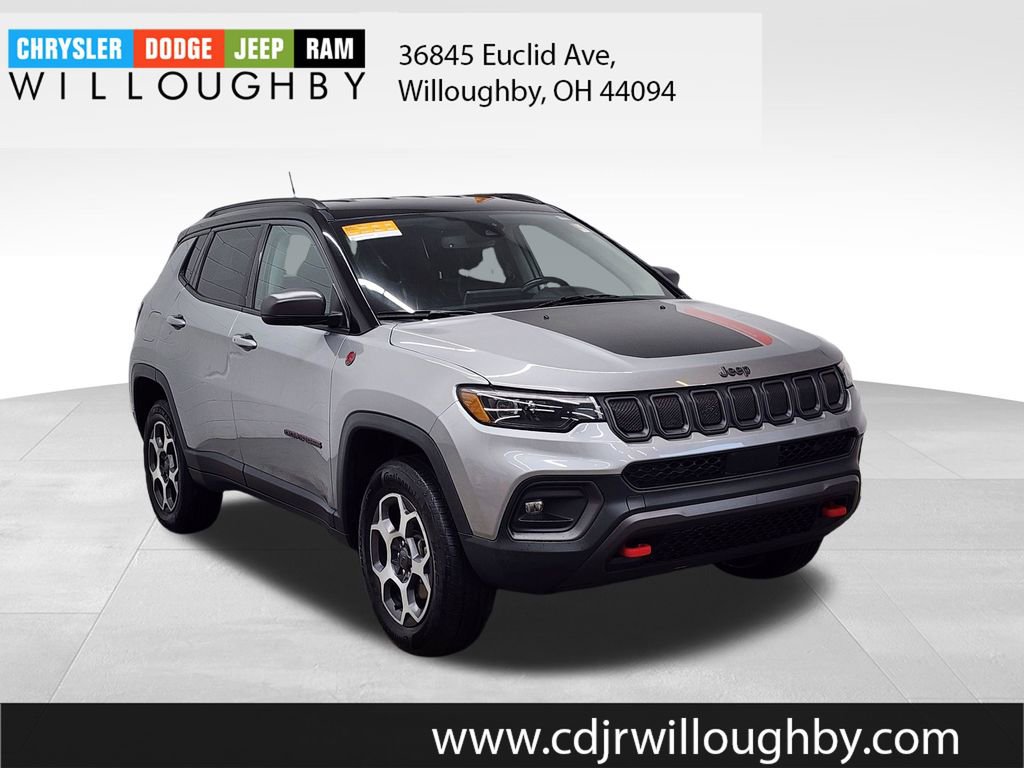Certified 2022 Jeep Compass Trailhawk w/ Trailhawk Elite Group image 3