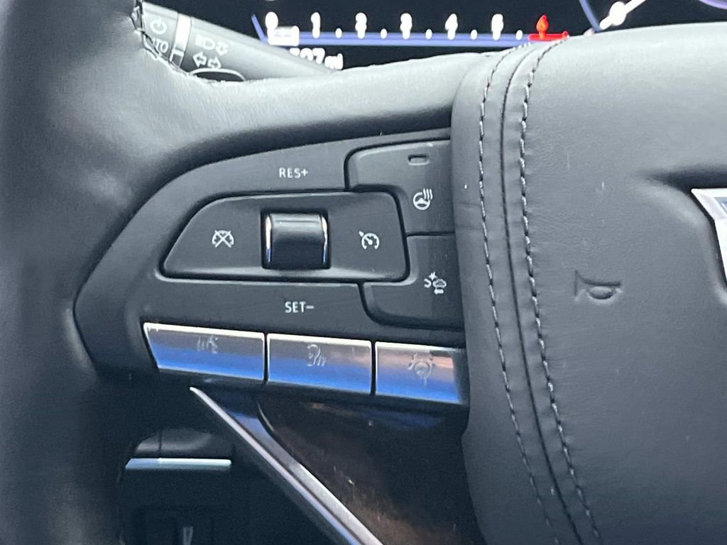 Certified 2024 Cadillac Escalade Sport Platinum w/ Heavy-Duty Trailer Package image 32