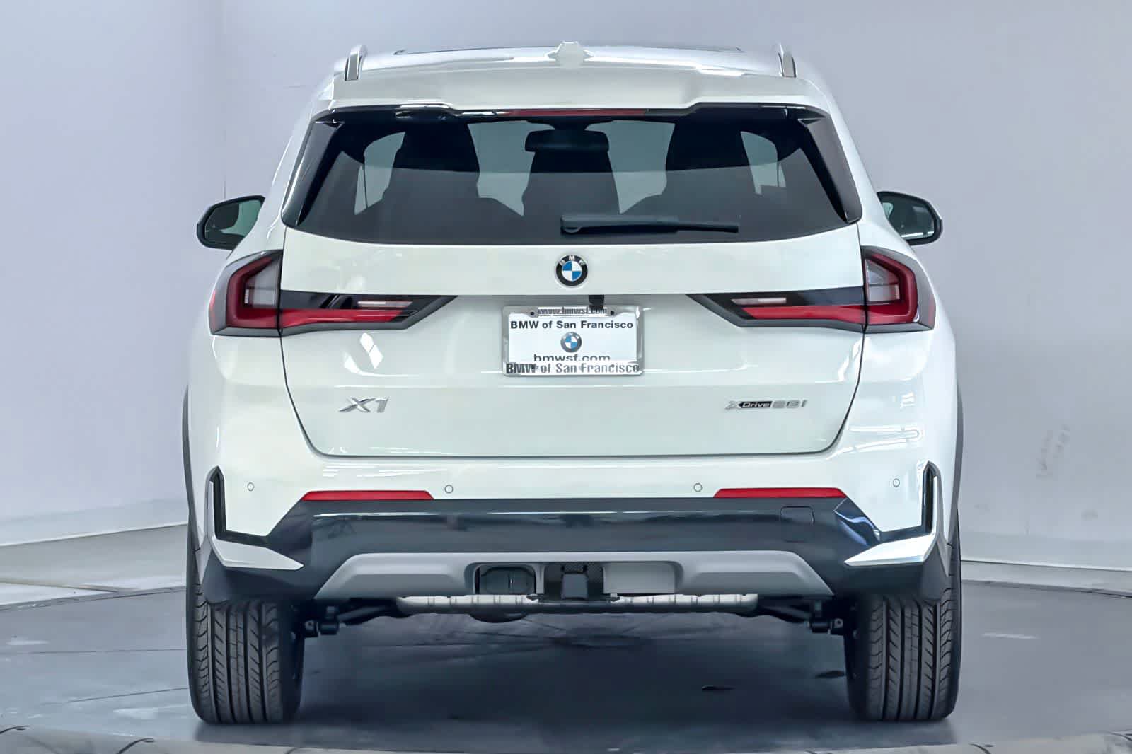 New 2026 BMW X1 xDrive28i w/ Convenience Package AWD/4WD image 7