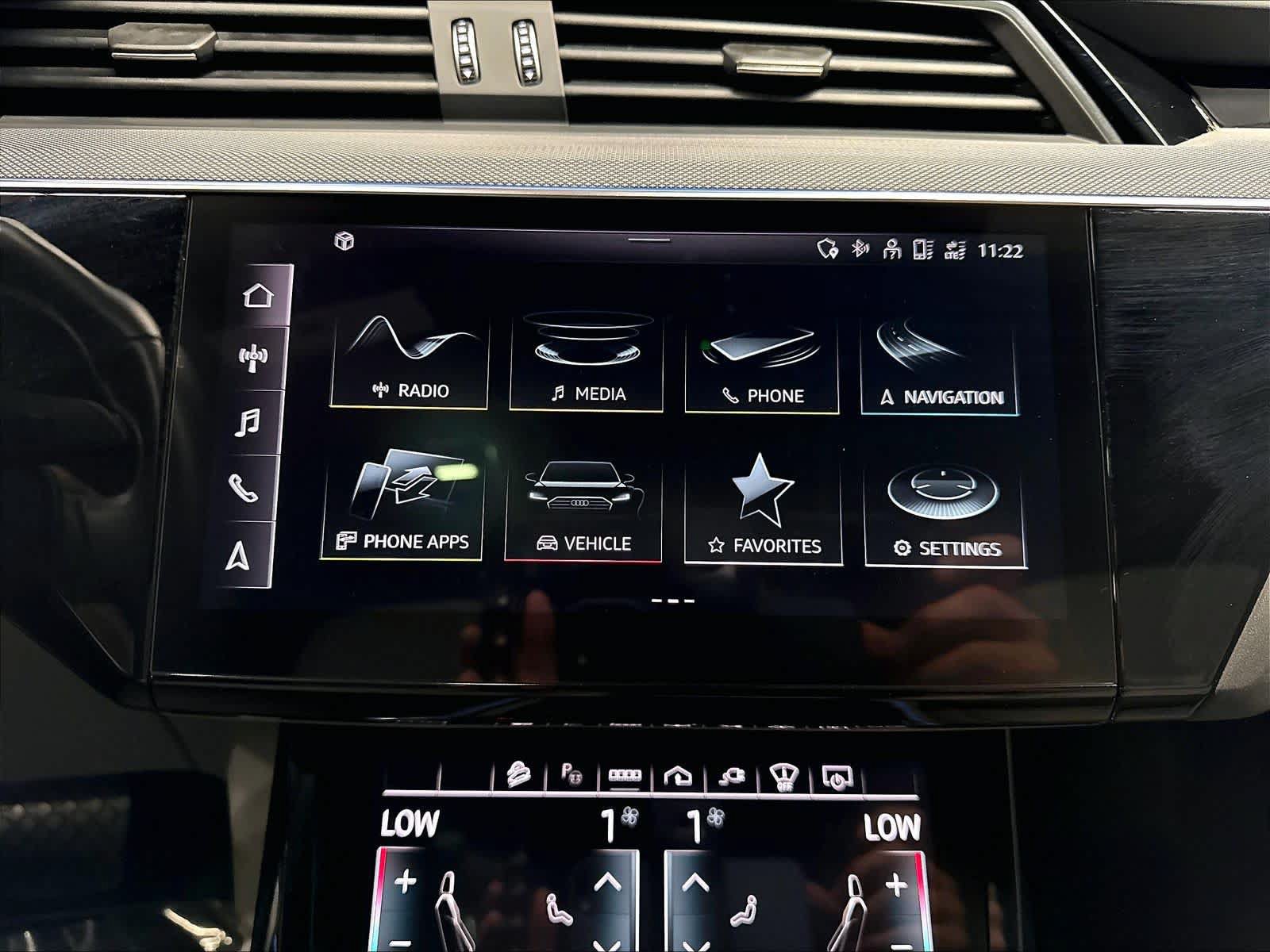 Certified 2024 Audi Q8 e-tron Premium Plus AWD/4WD image 9