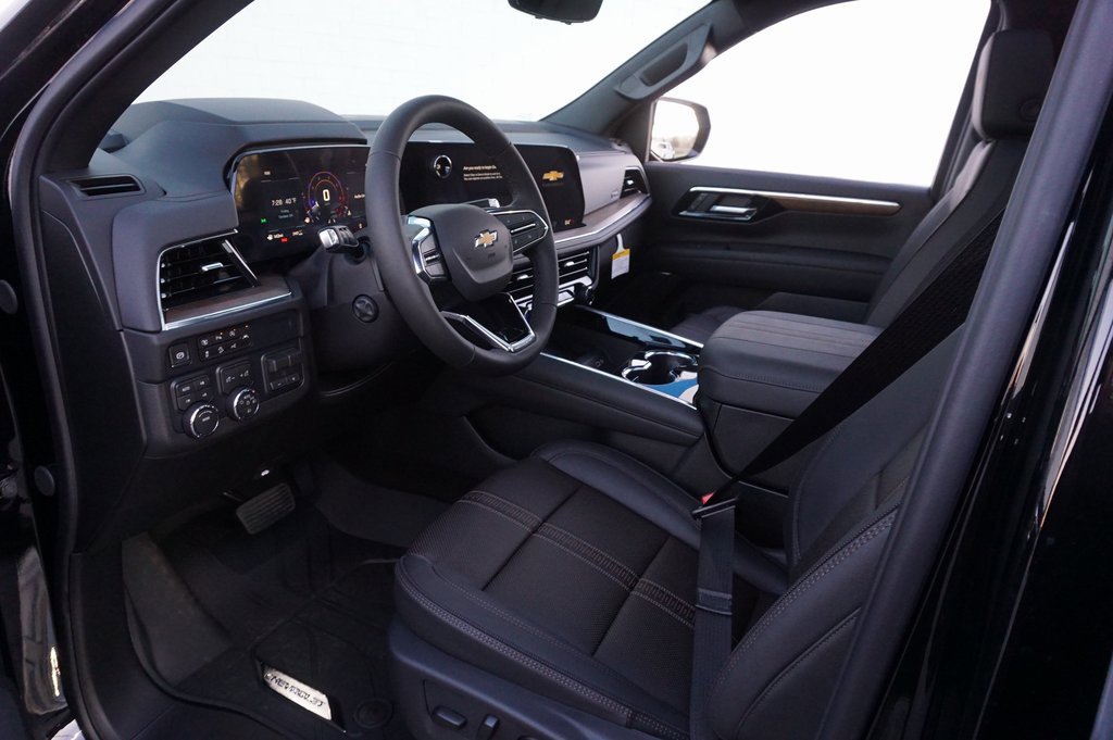 New 2026 Chevrolet Suburban High Country w/ Sun And Tow Package image 9