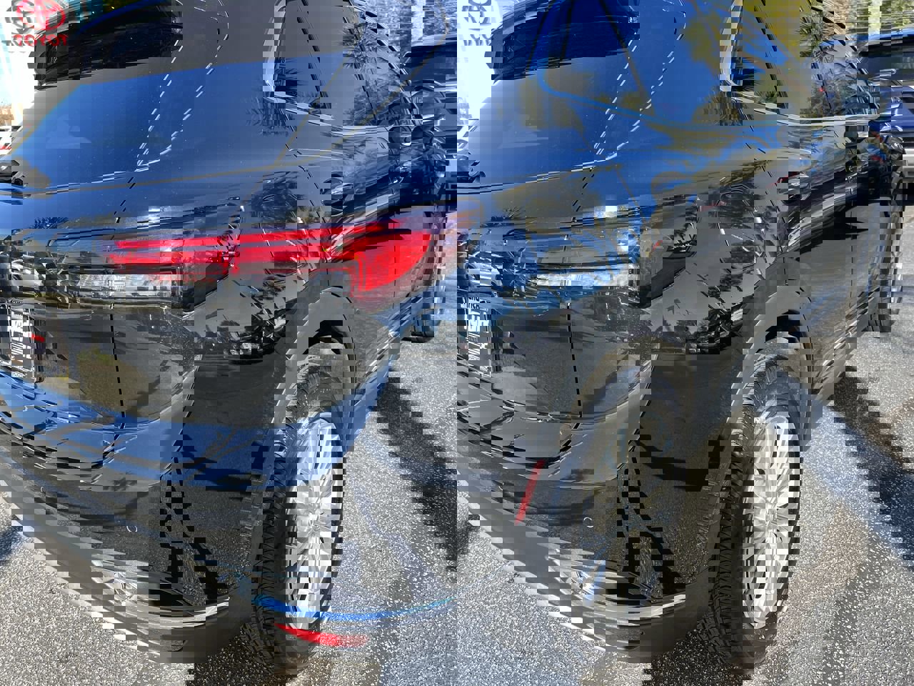 Used 2023 Buick Envision Preferred image 10