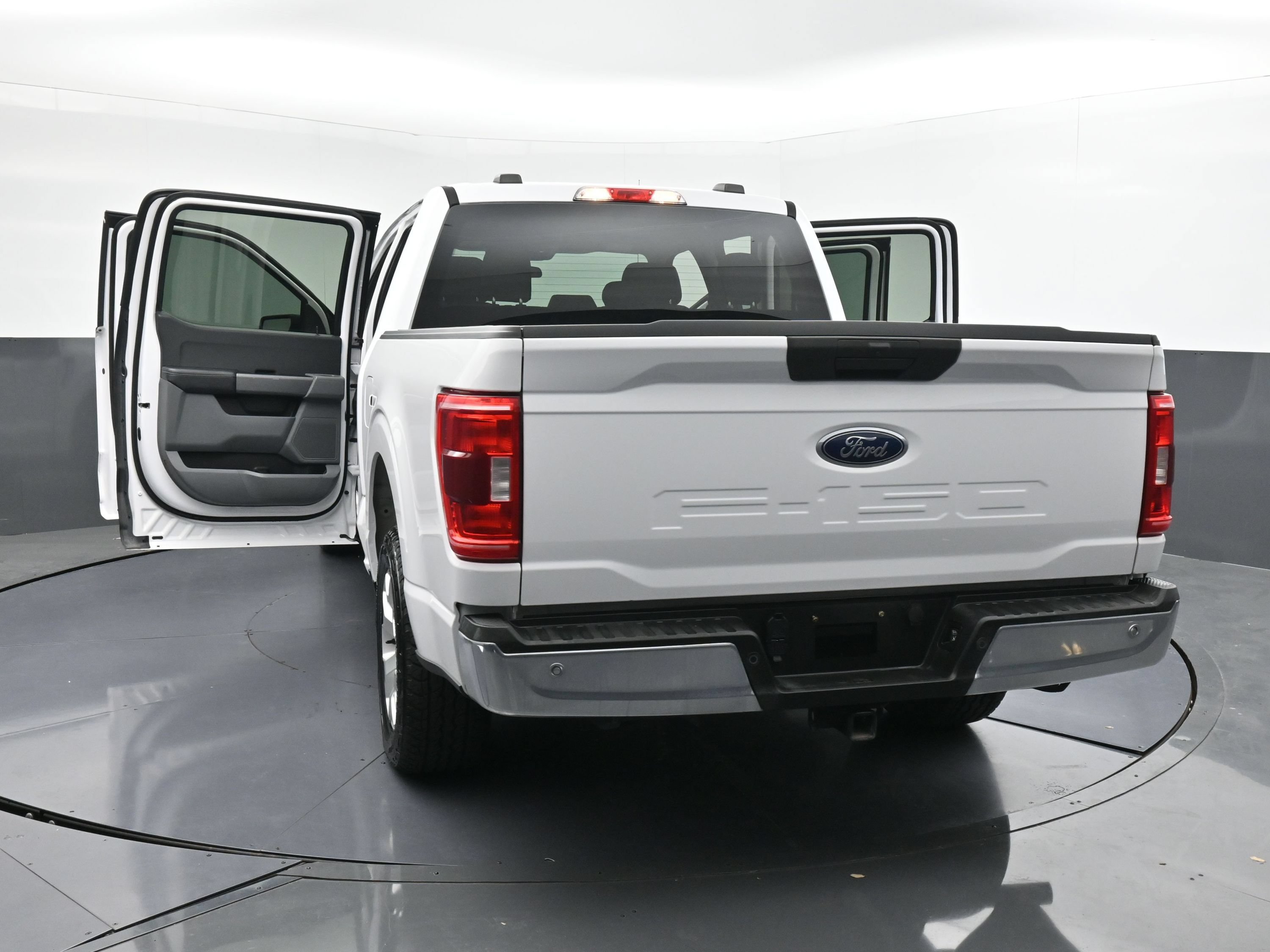 Used 2021 Ford F150 XLT RWD image 43