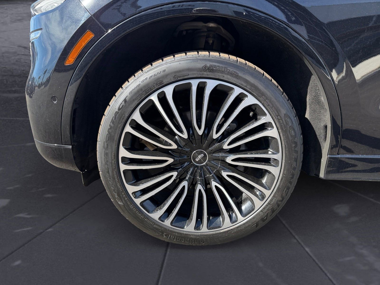 Used 2020 Lincoln Aviator Black Label w/ Dynamic Handling Package image 14