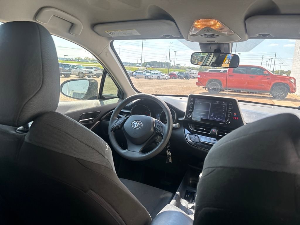 Used 2020 Toyota C-HR LE image 25