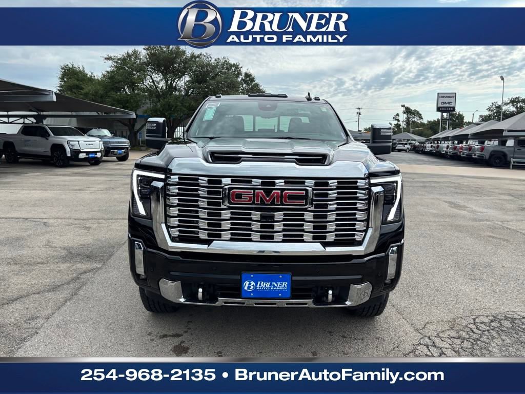 New 2025 GMC Sierra 2500 Denali w/ Denali Reserve Package image 2