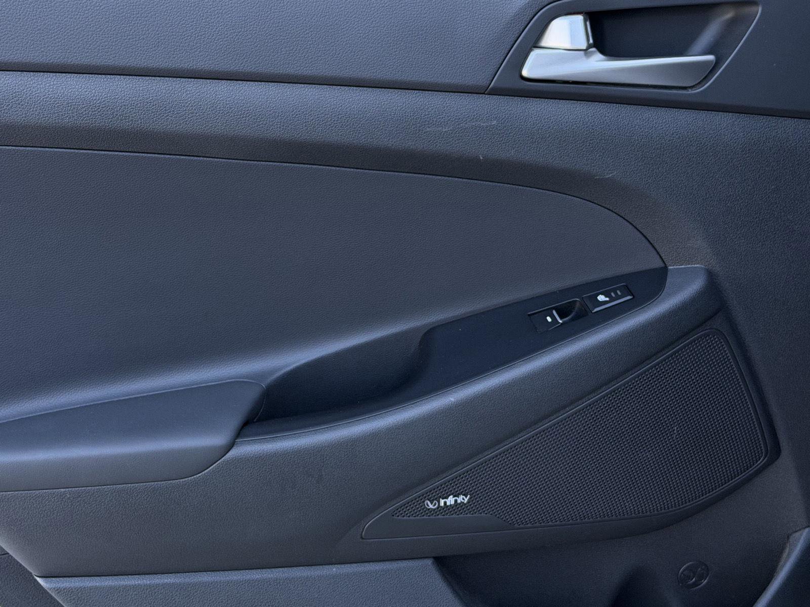 Used 2019 Hyundai Tucson Ultimate image 9