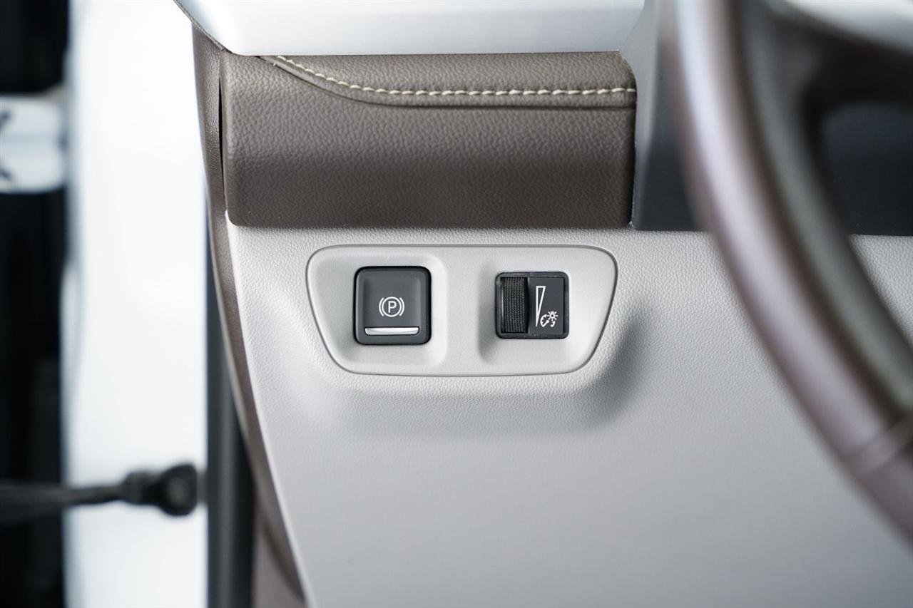 Used 2023 GMC Acadia SLT image 22