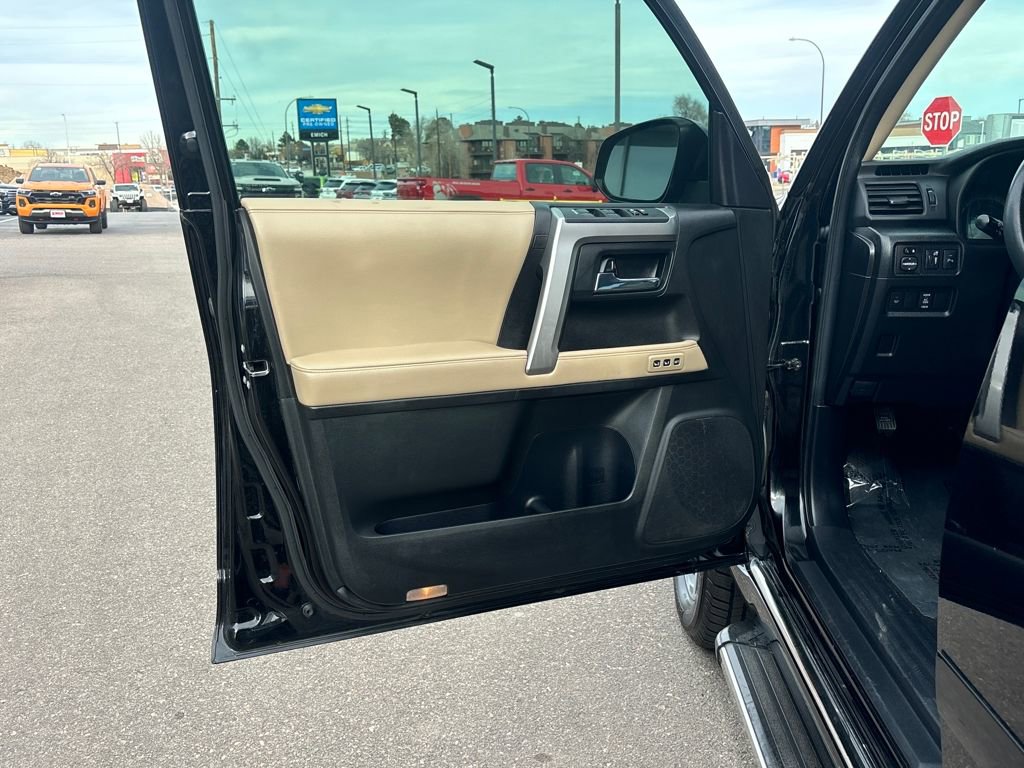 Used 2018 Toyota 4Runner Limited image 10