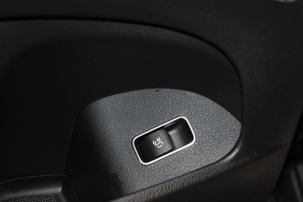 Used 2025 Mercedes-Benz GLE 450 4MATIC image 12