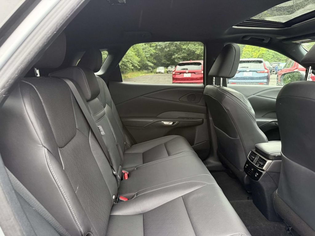 Used 2023 Lexus RX 350 AWD image 17