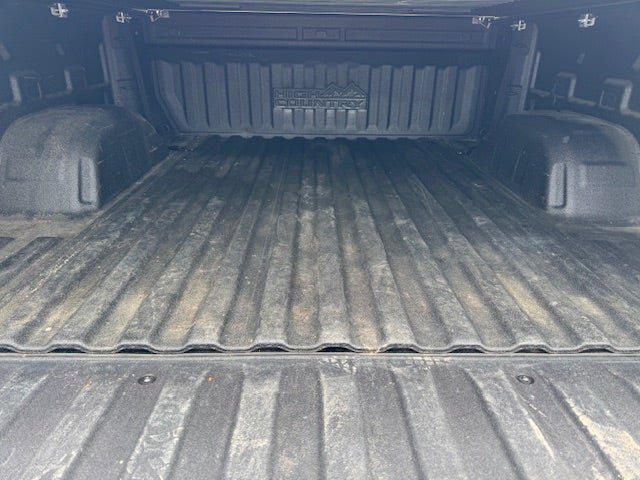 Used 2022 Chevrolet Silverado 1500 High Country w/ Technology Package image 30