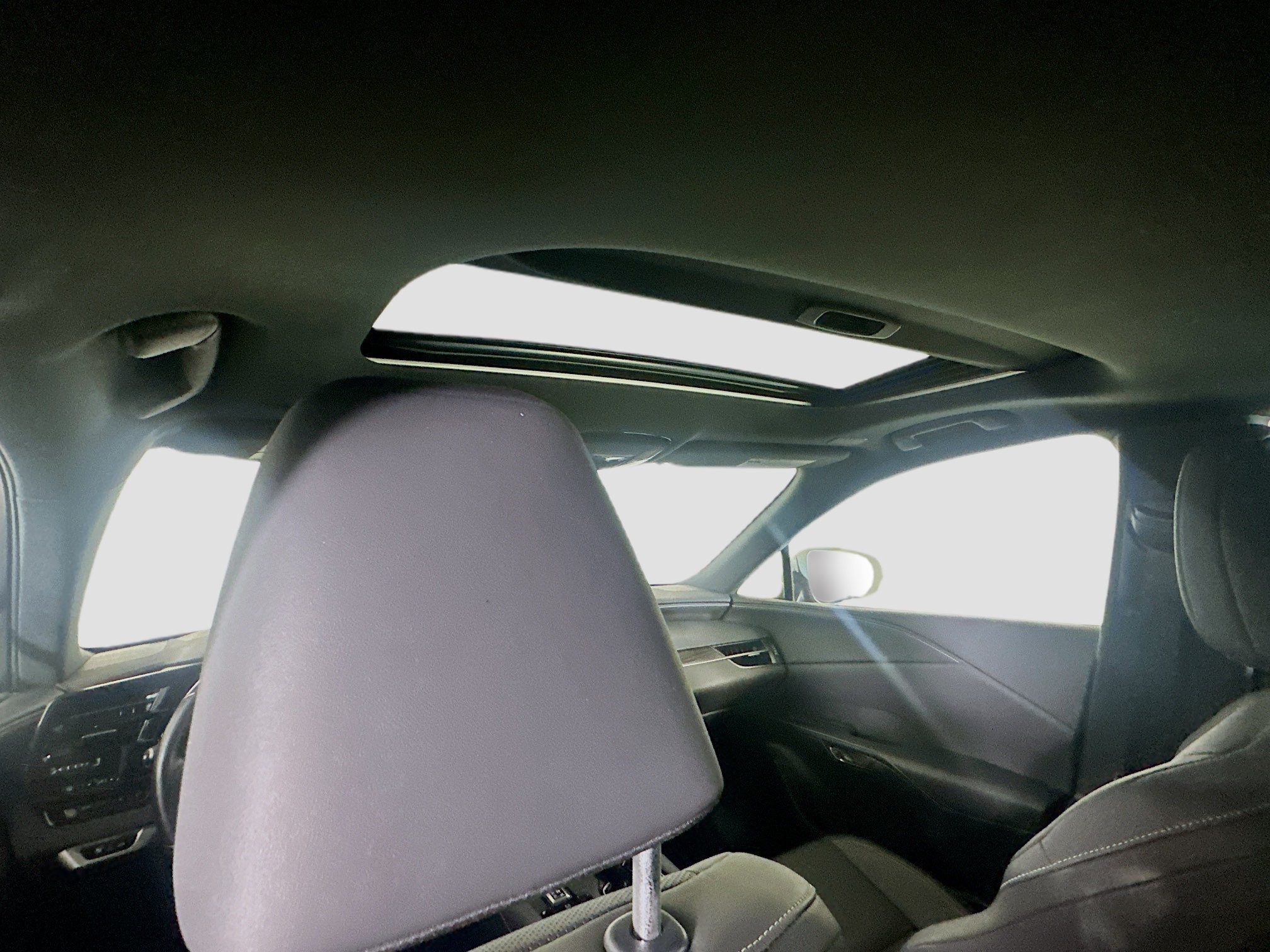 Used 2024 Lexus RX 350 Premium w/ Cold Area Package FWD image 27
