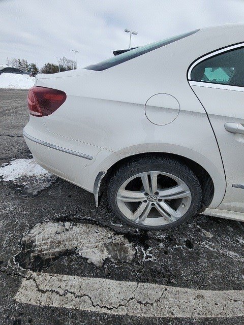 Used 2014 Volkswagen CC Sport image 10