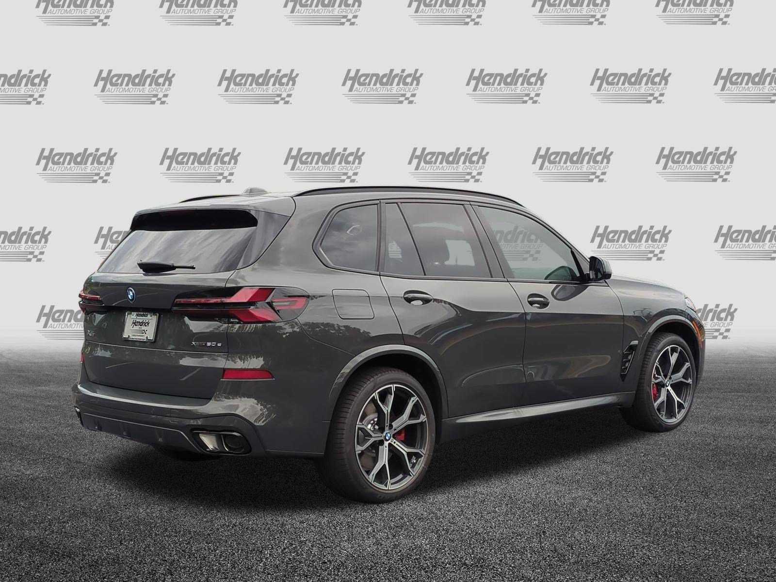 New 2026 BMW X5 xDrive50e w/ Executive Package AWD/4WD image 10
