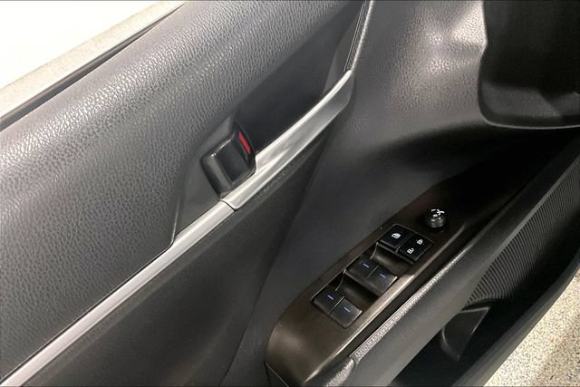 Used 2021 Toyota Camry SE AWD/4WD image 41