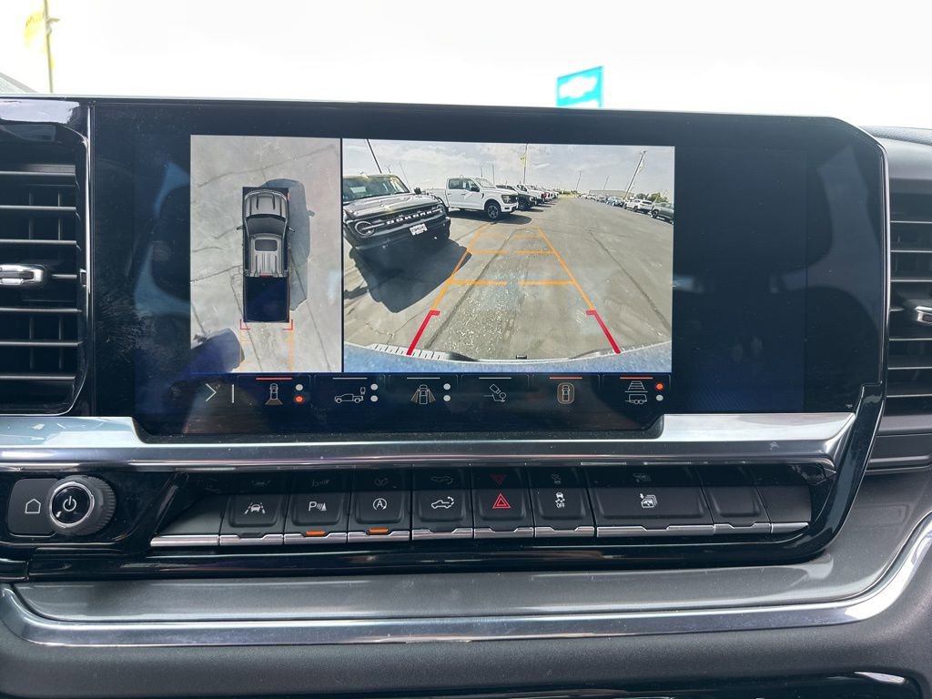 Used 2024 Chevrolet Silverado 1500 High Country image 45