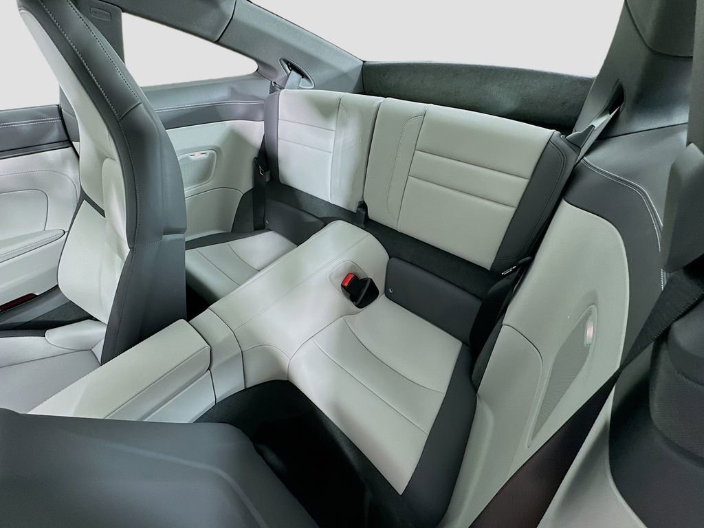 Certified 2025 Porsche 911 Carrera RWD image 23