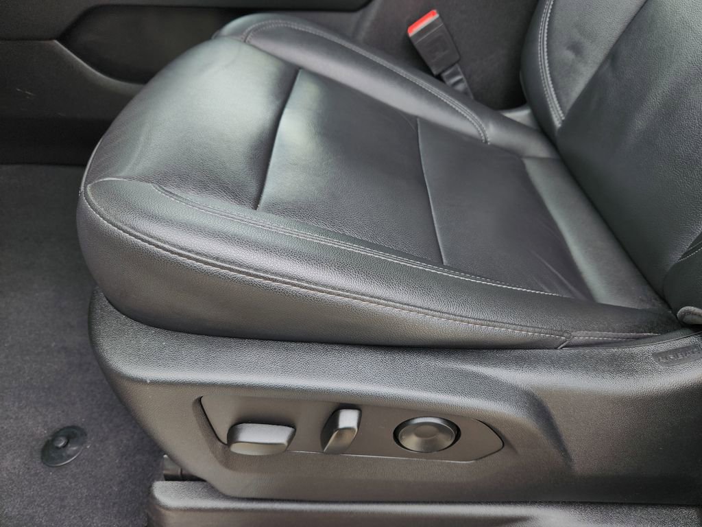 Used 2022 Chevrolet Tahoe Z71 AWD/4WD image 31