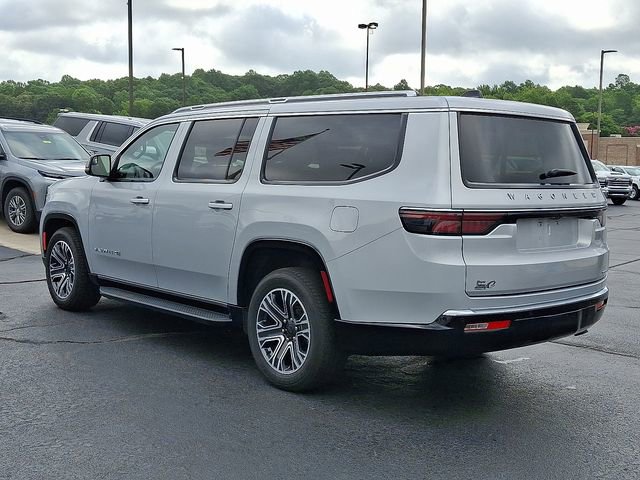 Used 2024 Jeep Wagoneer L Series II w/ Flexible Seating Group image 4